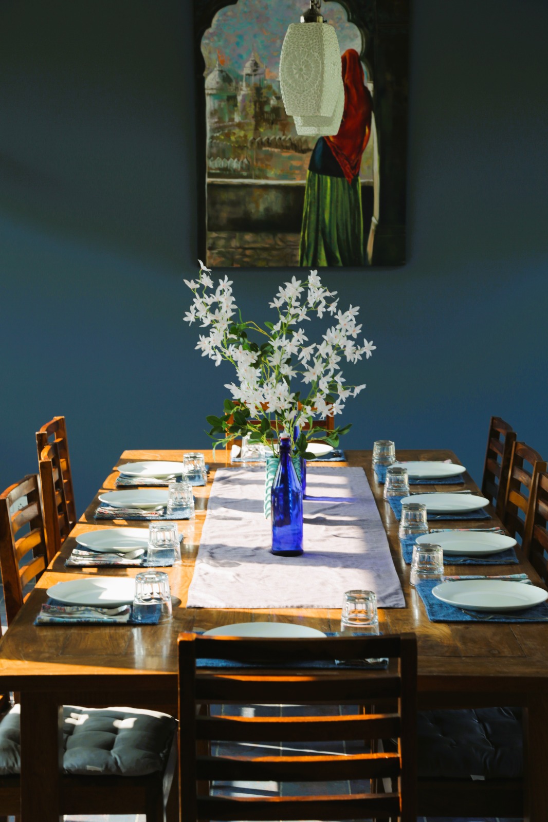 Den and amenities at Rendezvous